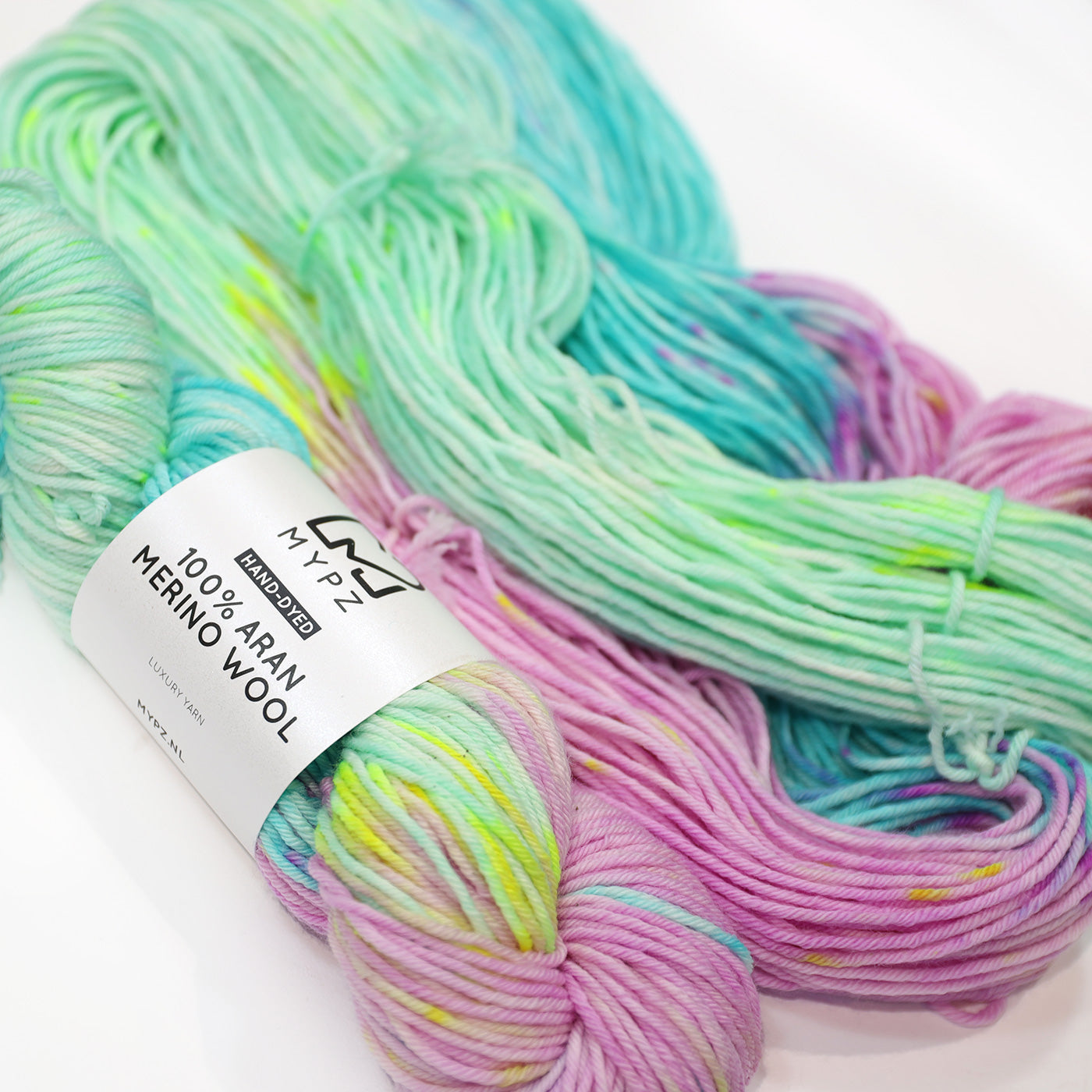 MYPZ Hand-dyed 100% Aran Merino Wool – Island Light